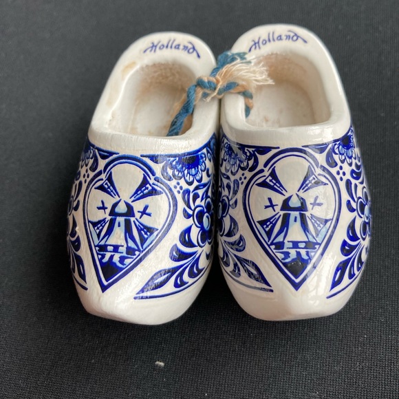Dutch Clogs, hand painted, collectible items from Holland - Picture 3 of 5